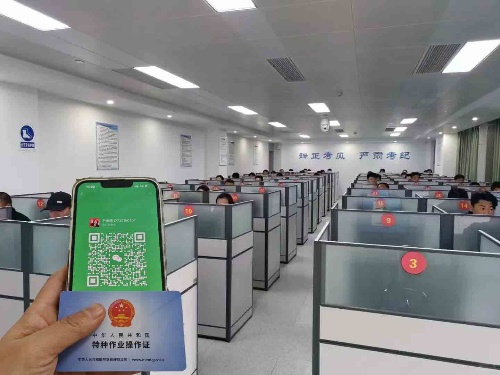 110002dv .jpg 110002dv .jpg